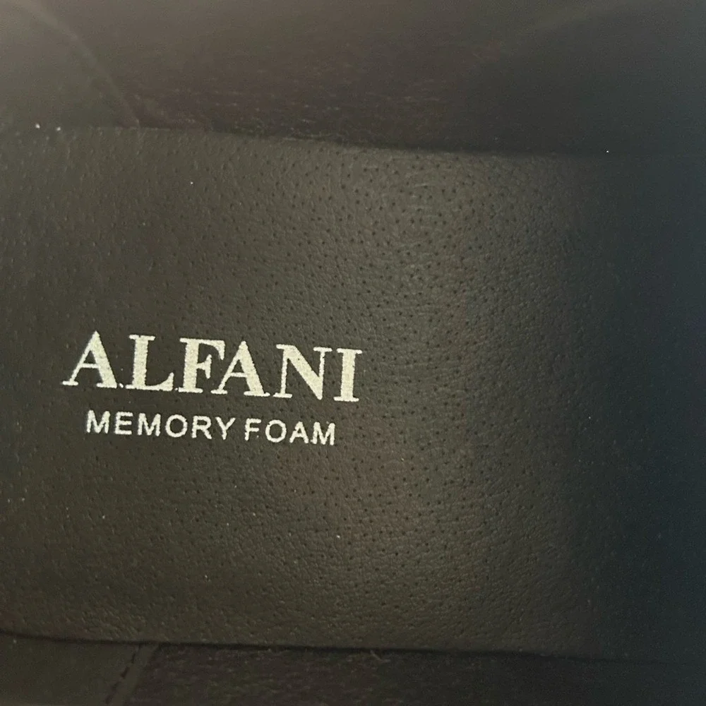 Alfani Men's Black Oxford Shoe Size 10.5M w/Memory Foam - Excellent Condition